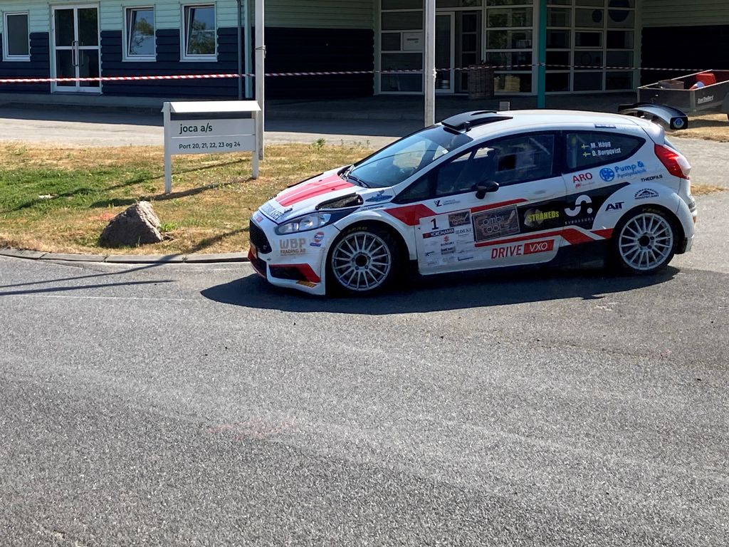 Magnus Hägg og Daniel Borgqvist i en superhurtig Ford Fiesta havde taget vejen helt fra Sverige for at deltage i Vinderup. Holdet sluttede som nr. 4